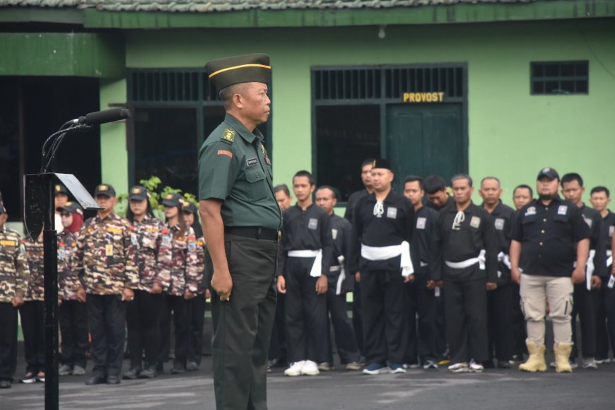 Warga SH Terate Kota Salatiga Ikuti Upacara 17-an di Makorem 073/Makutarama, Ini Pesan Danrem dan Ketua Cabang