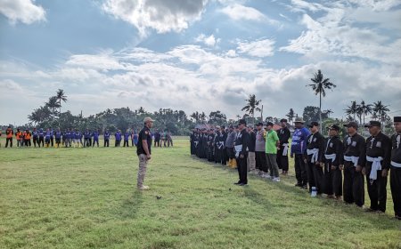 Kangmas Jono: Memayu Hayuning Bawono di Pantai Cemara