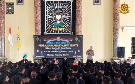 Ratusan Calon Warga SH Terate Kota Kediri Dapat Pembekalan Bela Negara dan Wawasan Kebangsaan