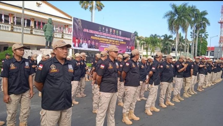 Jelang Suroan Agung, Ratusan Pamter Apel Kebangsaan di Halaman Pemkab Jember