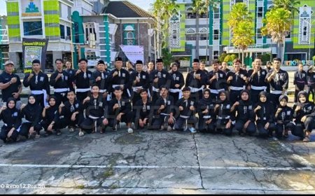 SH Terate Digandrungi Kalangan Akademisi