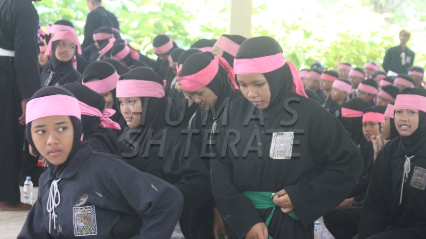 Tumbuhkan Semangat Pantang Menyerah, PSHT Ranting Wungu Gelar Pendadaran Sabuk Hijau di Monumen Kresek