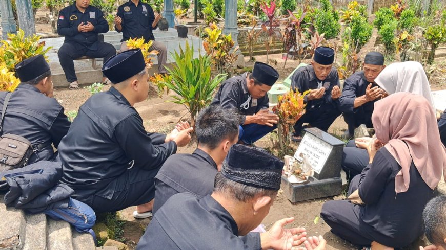 Sambut Ramadan, SH Terate Rayon Nglambangan Gelar Ziarah ke Makam Tokoh Leluhur di Kediri dan Nganjuk