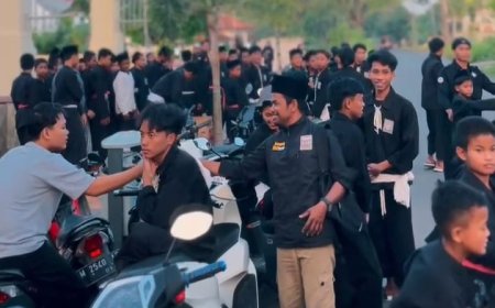 Aksi Sosial Ramadan, SH Terate Guluk-Guluk Sumenep Bagi 300 Takjil untuk Warga