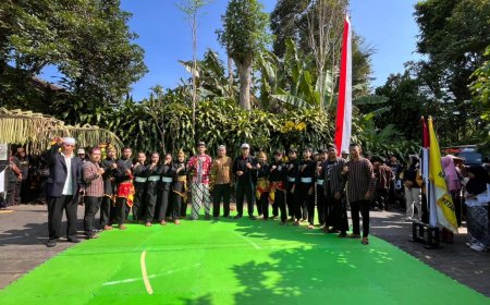 PSHT Cabang Kota Blitar Meriahkan Bersih Desa Ngegong, Tampilkan Atraksi Pencak Silat