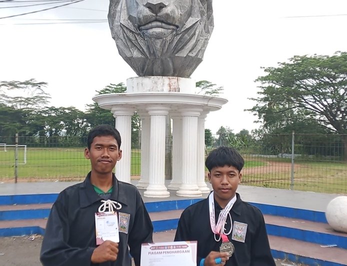 Pesilat SH Terate Jombang Bersinar, Dhandi Pratama Juara II di Kejuaraan Pelajar Malang