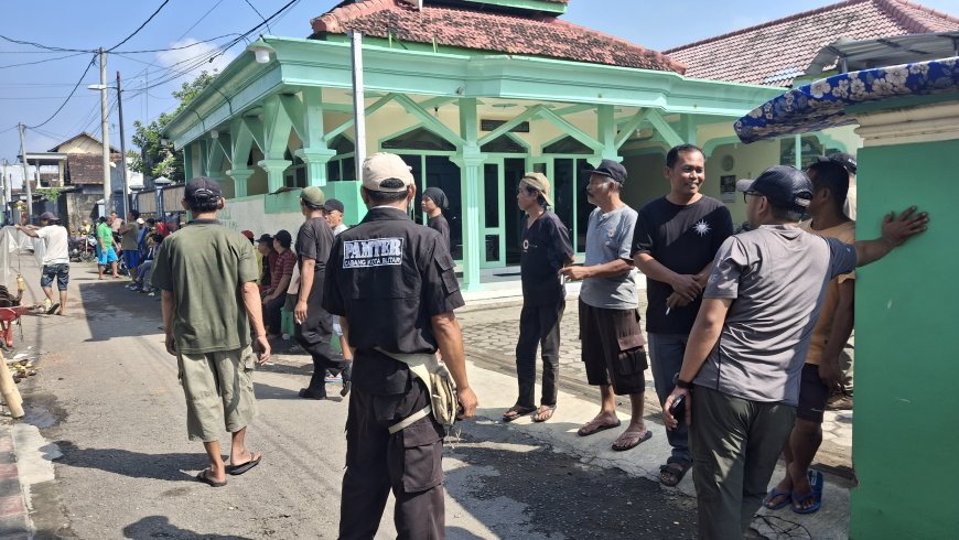 PSHT Kota Blitar Salurkan Bantuan untuk Korban Puting Beliung di Kelurahan Turi