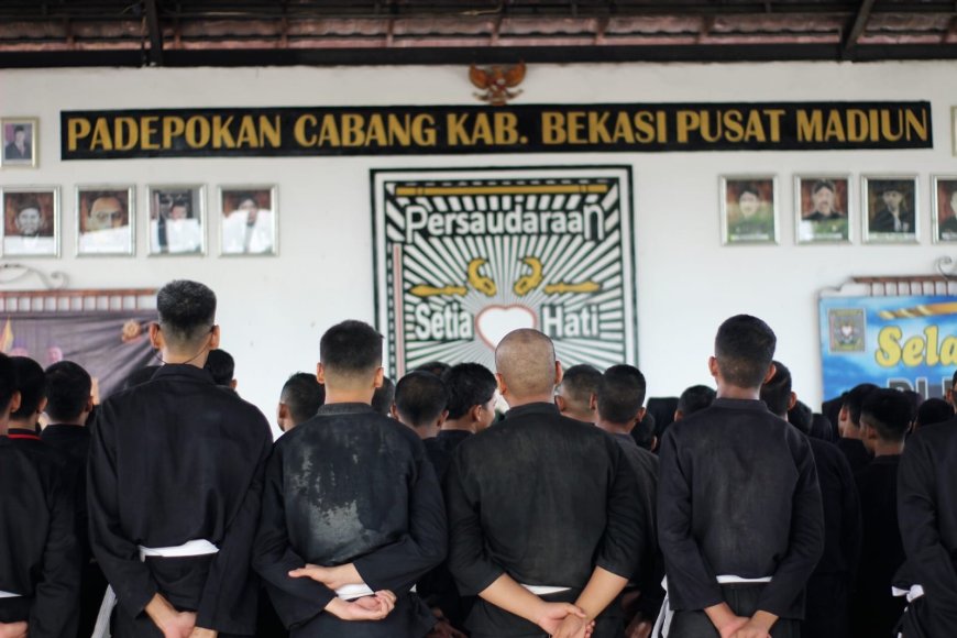 Ratusan Siswa Ikuti UKCW Pendadaran 3 Cabang PSHT Pusat Madiun di Kabupaten Bekasi