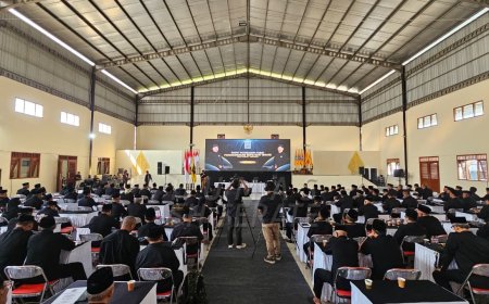 Pimpin Rakornas, Ketua Umum Drs. H. R. Moerdjoko H.W. Tegaskan Komunikasi Pusat-Cabang Kunci Kekuatan SH Terate
