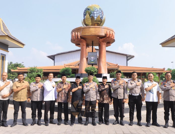 Silaturahmi Perdana Kapolres Madiun, Eratkan Sinergi dengan SH Terate Jaga Kamtibmas